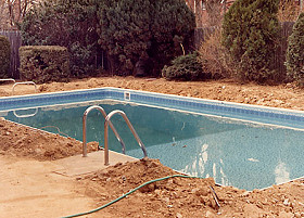 Etape de construction d'une piscine en kit