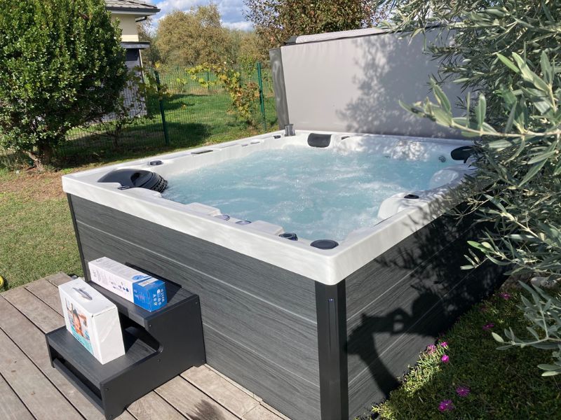 Photo piscine ou spa de QUALITY SPA, partenaire d'Eauplaisir