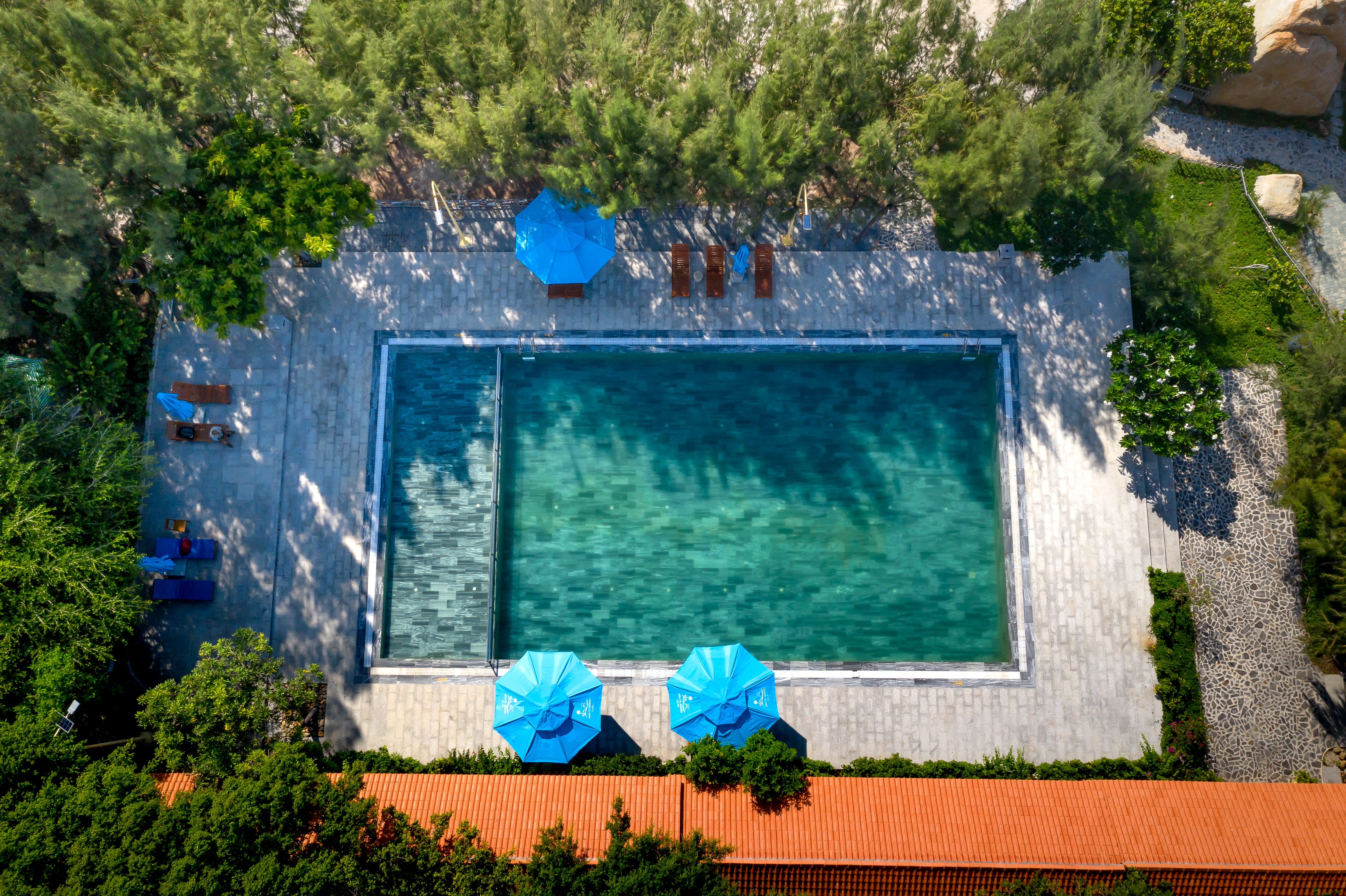 Piscines rectangulaires : avantages, caractéristiques et modèles -  AquaPiscine